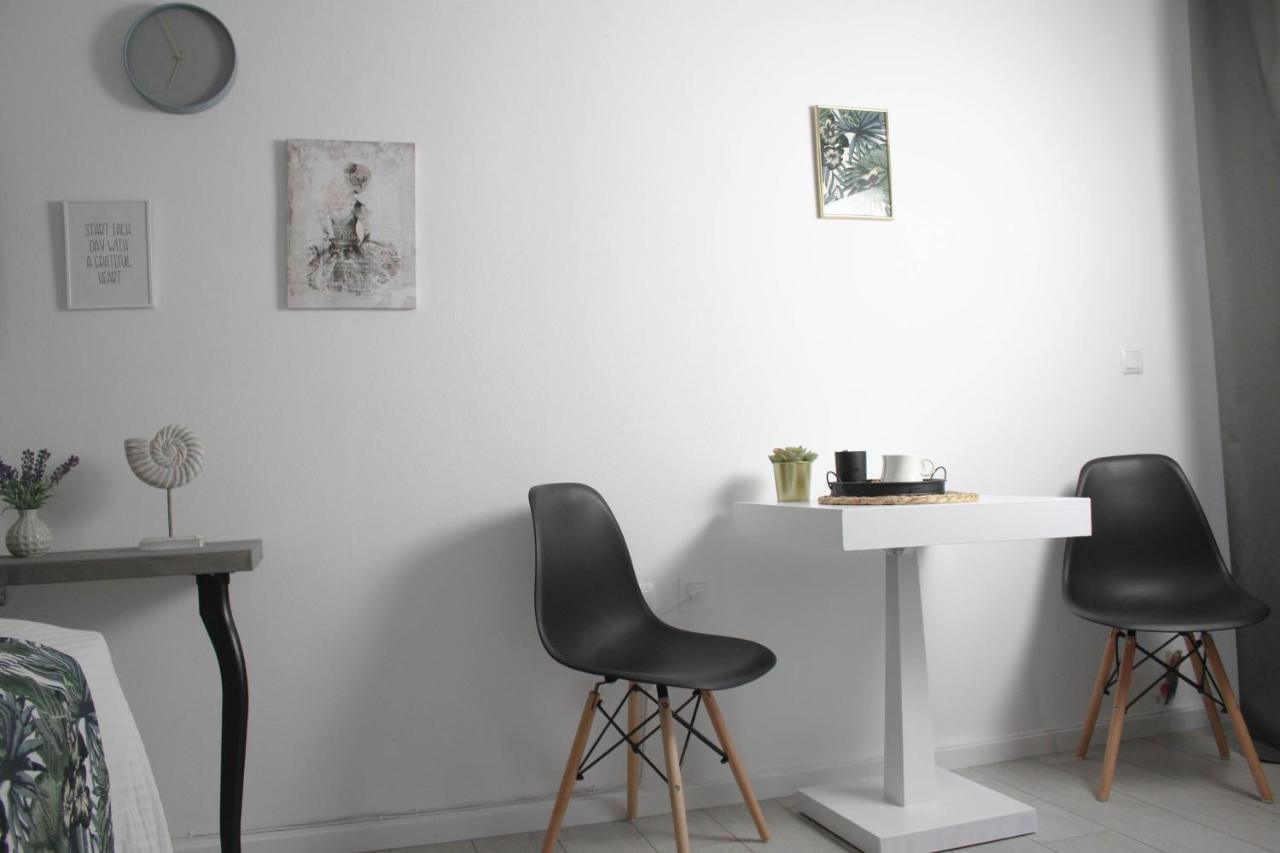 Studio 57 13 Alexandroupolis Buitenkant foto